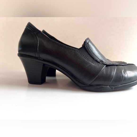 Earth Spirit Classics Women’s Black Heels Size 7 - Picture 7 of 11